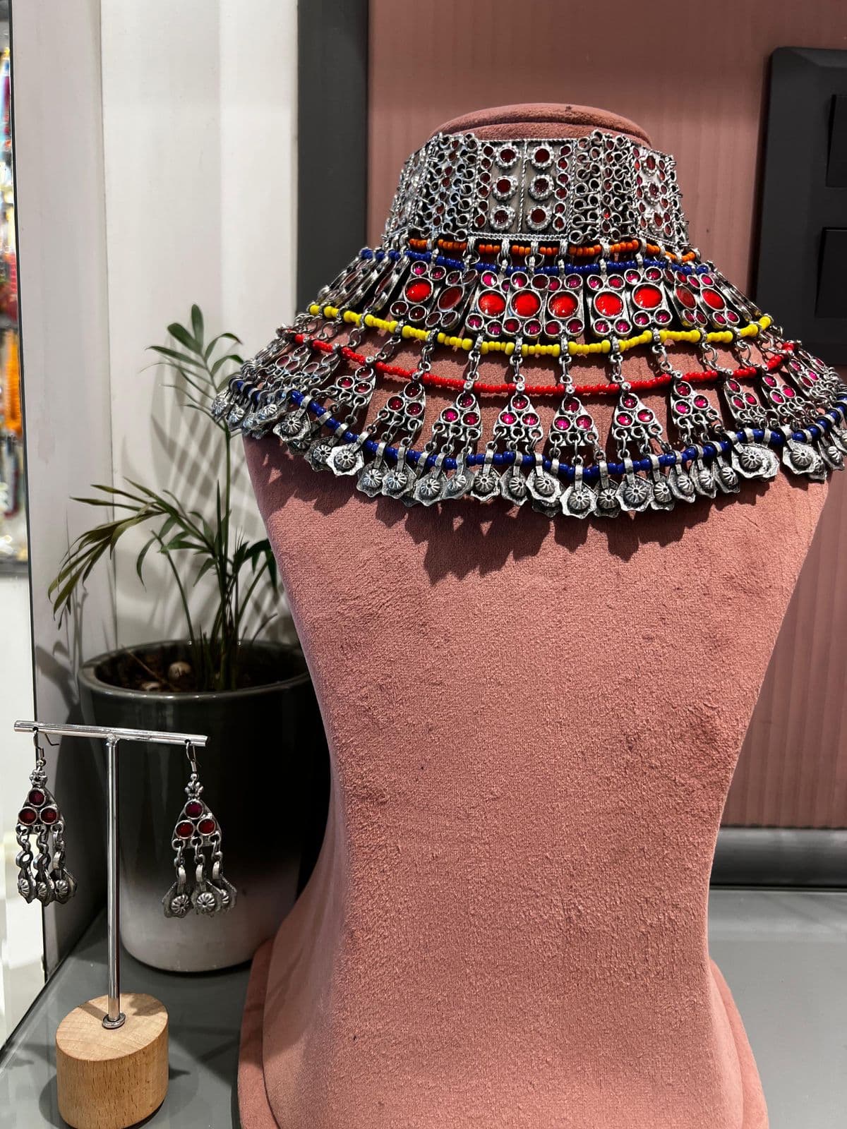 Afghani Choker With Earing