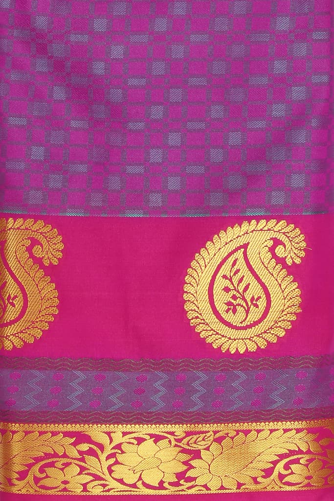 Elegant Bettu Butta Kanchipuram Saree